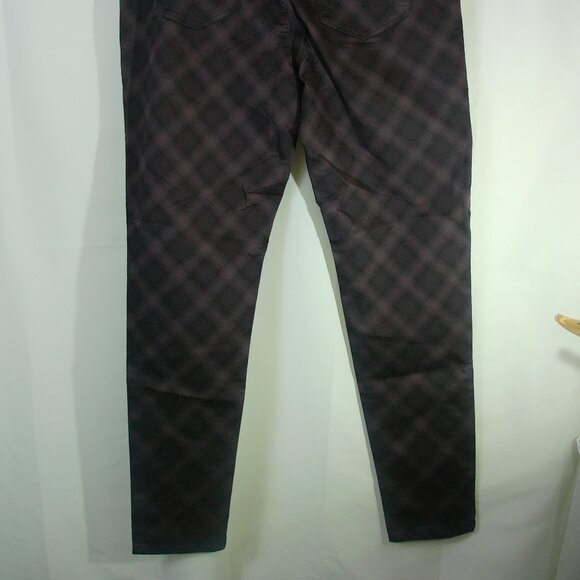 NWT Democracy Curve Equality Plum Skinny Pants Women’s Size 14 Zip Detail - Picture 5 of 5